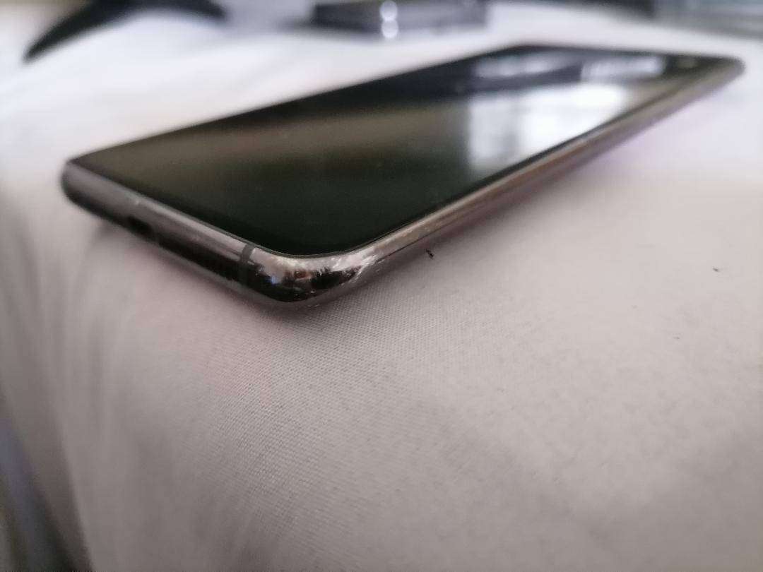 SAMSUNG GALAXY A80(DEFECTIVE)