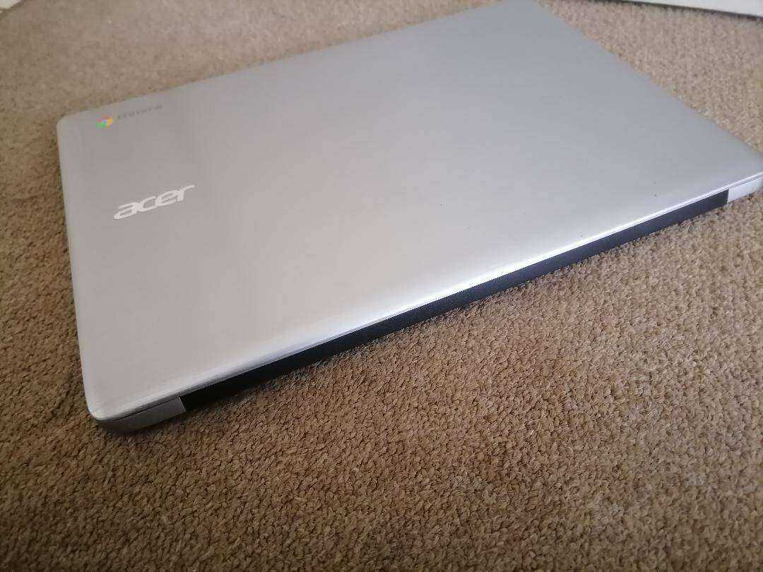 Acer Chromebook 14 CB3-431  [Screen damaged)