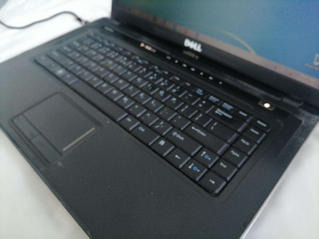 DELL VOSTRO 3500 i3 4GB RAM, 250GB HDD, W10/OFFICE, MUST BE PLUGGED IN, BATTERY DEAD