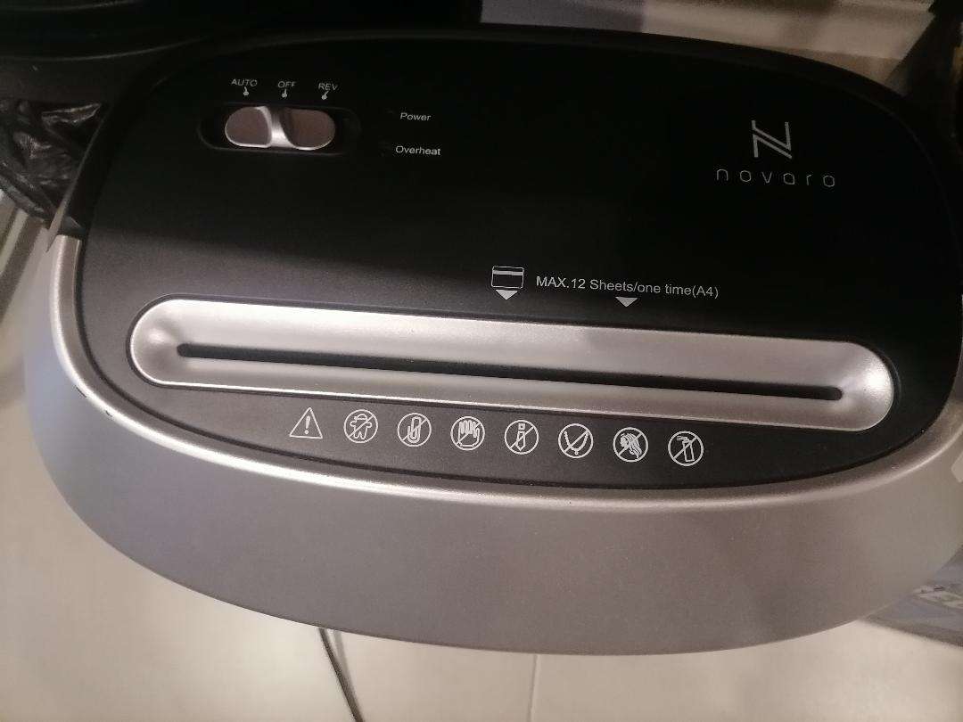 Novaro Shredder 12 Sheets Cross-Cut