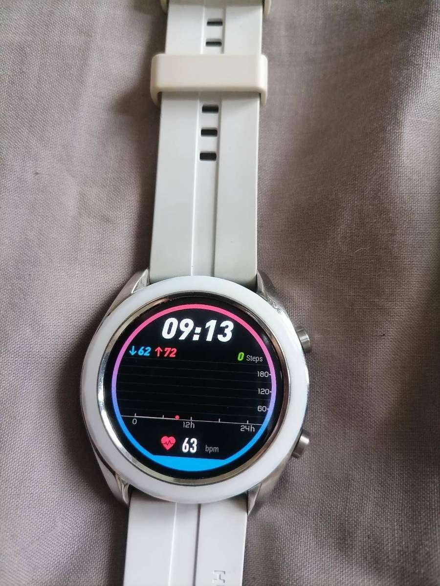 HUAWEI WATCH GT-1A5 SMART WATCH WITH CHARGER