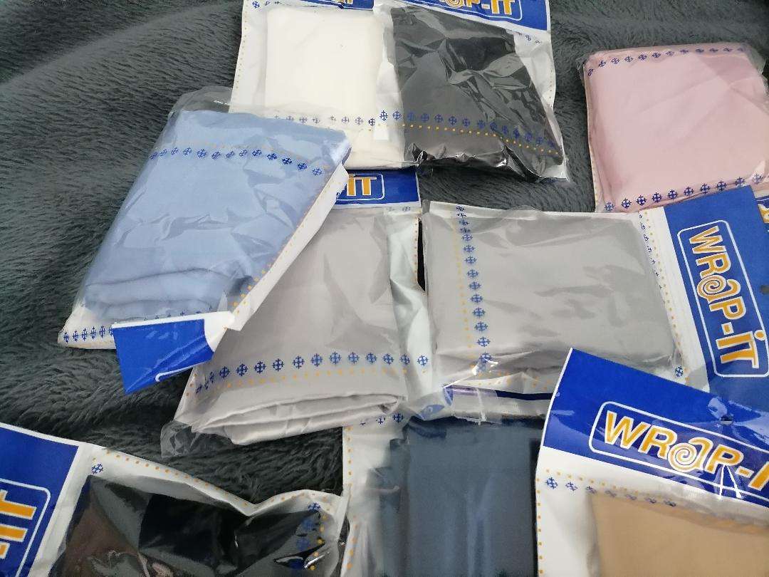 BULK LOT OF PILLOW CASES, SILK LIKE MATERIAL, ONE BID FOR THE LOT*