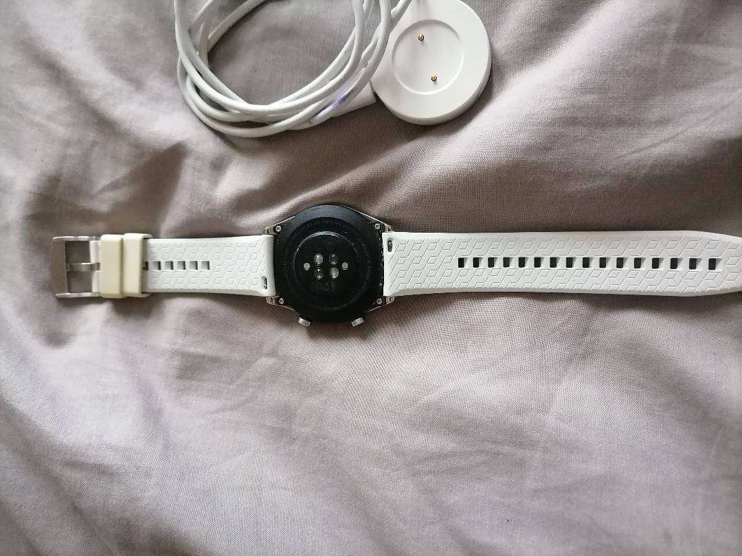 HUAWEI WATCH GT-1A5 SMART WATCH WITH CHARGER