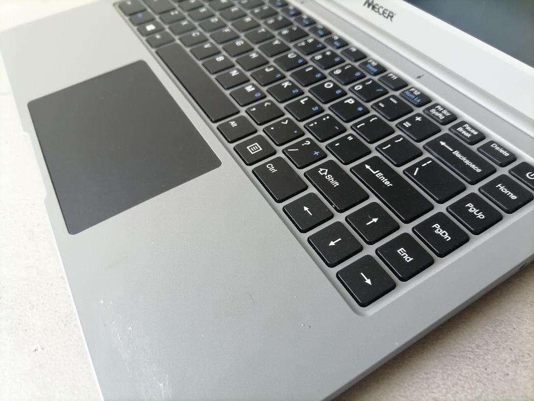 Mecer Wizard 2.0 (CA14D01) Celeron 1.10GHz 4GB RAM 64GB SD