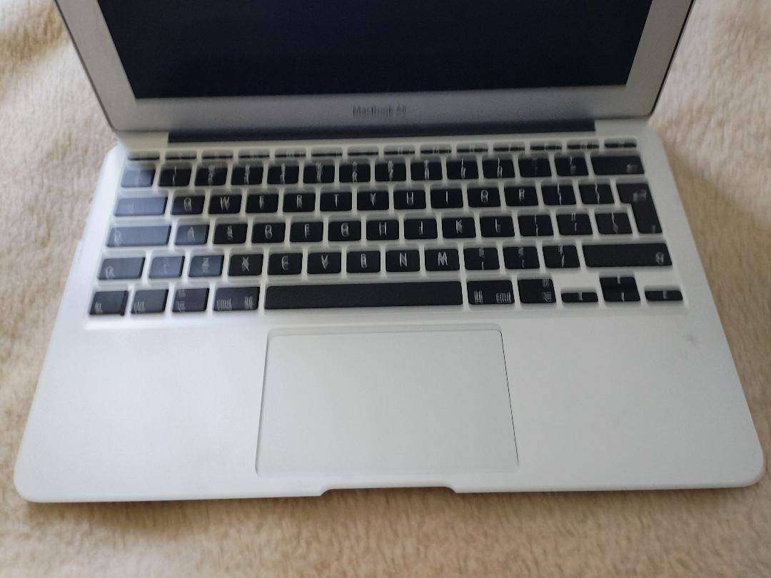 APPLE MAC BOOK AIR A1465 LAPTOP*NO CHARGER,UNTESTED