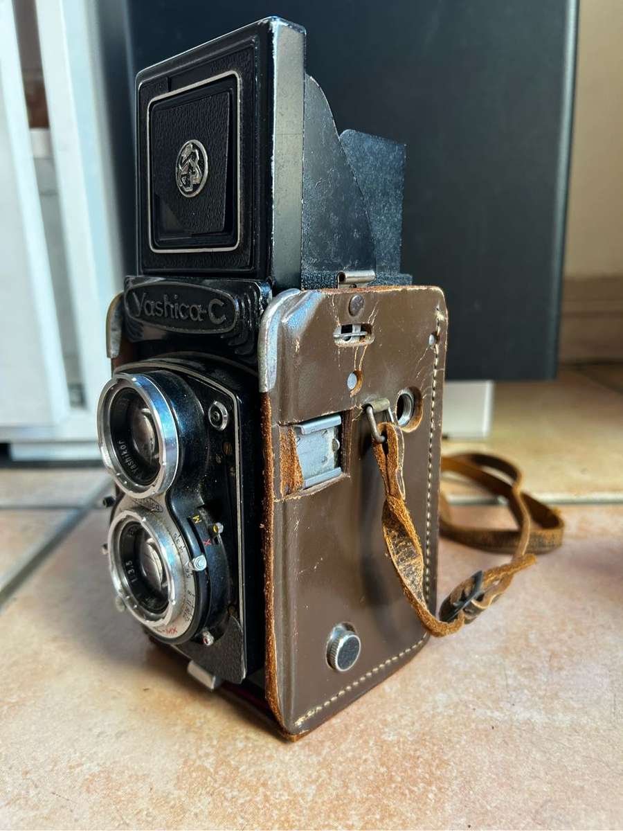 Yashica C Medium Format TLR Camera
