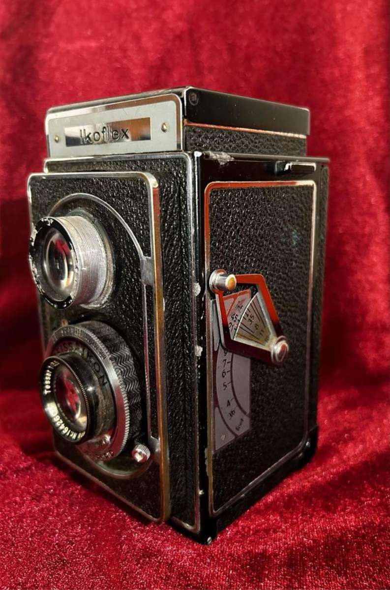 Zeiss Ikon Ikoflex TLR Film Camera, 75mm F3.5