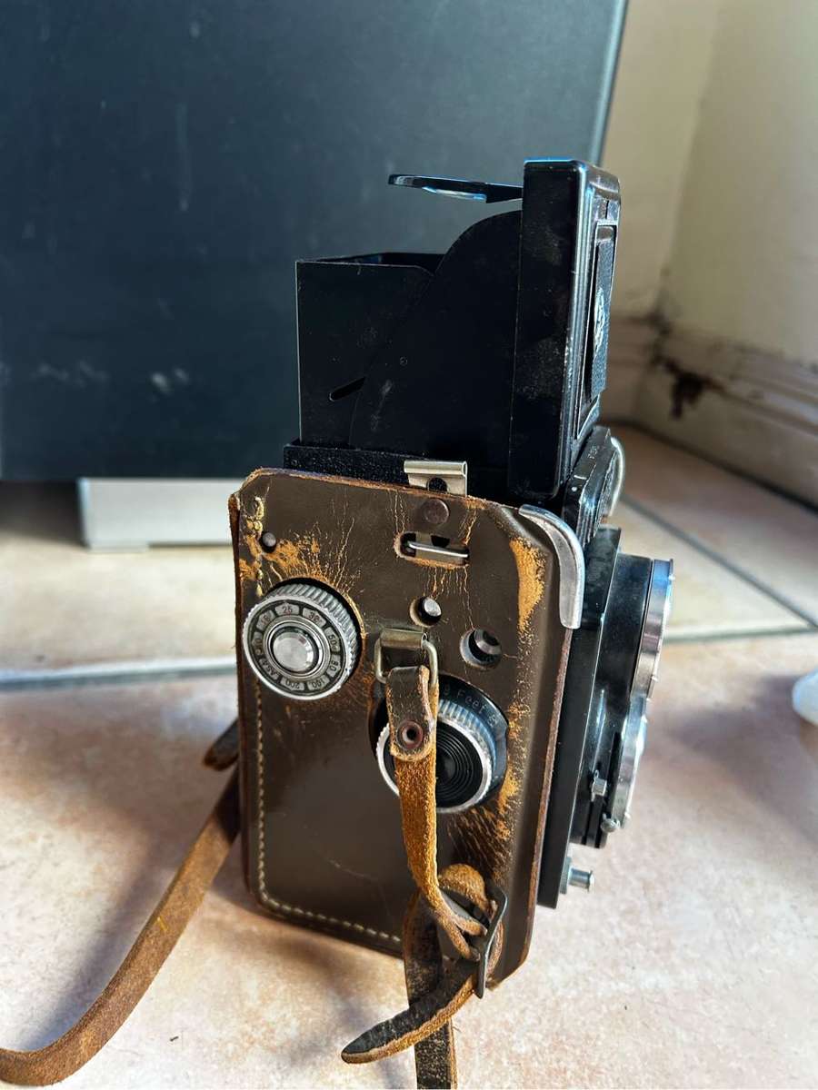 Yashica C Medium Format TLR Camera