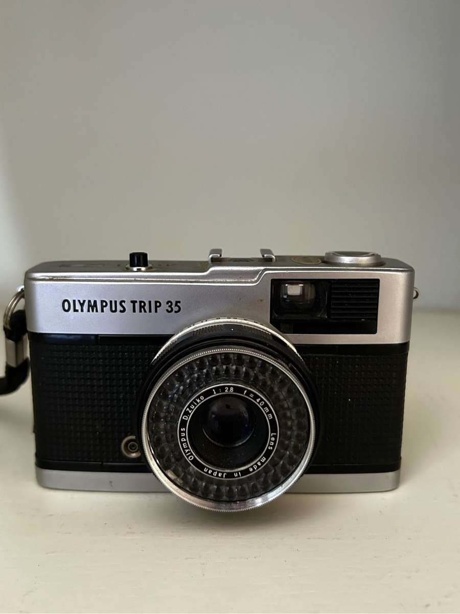 Olympus Trip 35 Compact 35mm Film Camera - Point and Shoot