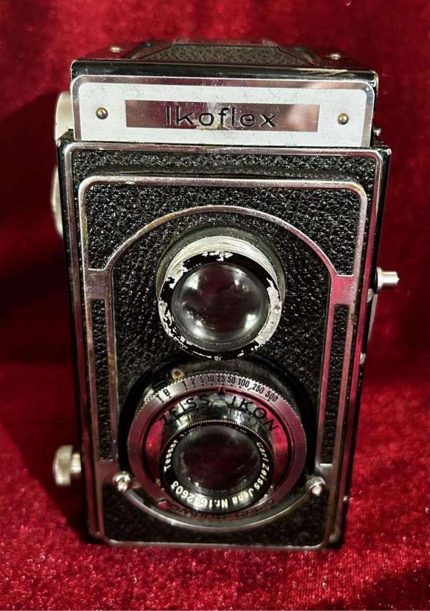 Zeiss Ikon Ikoflex TLR Film Camera, 75mm F3.5