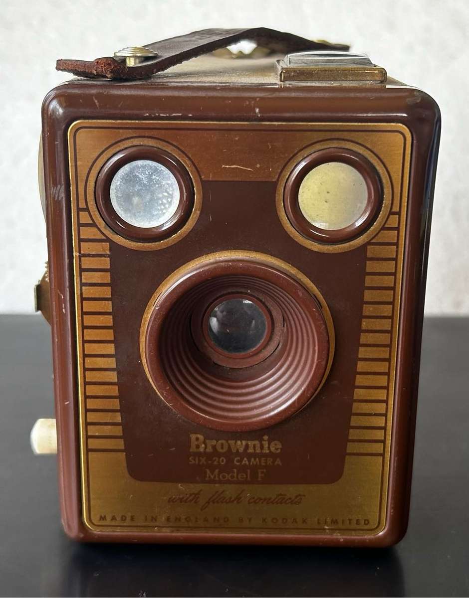 Kodak Brownie Six-20 Model F Box 620 Roll Film Box Camera Vintage Camera
