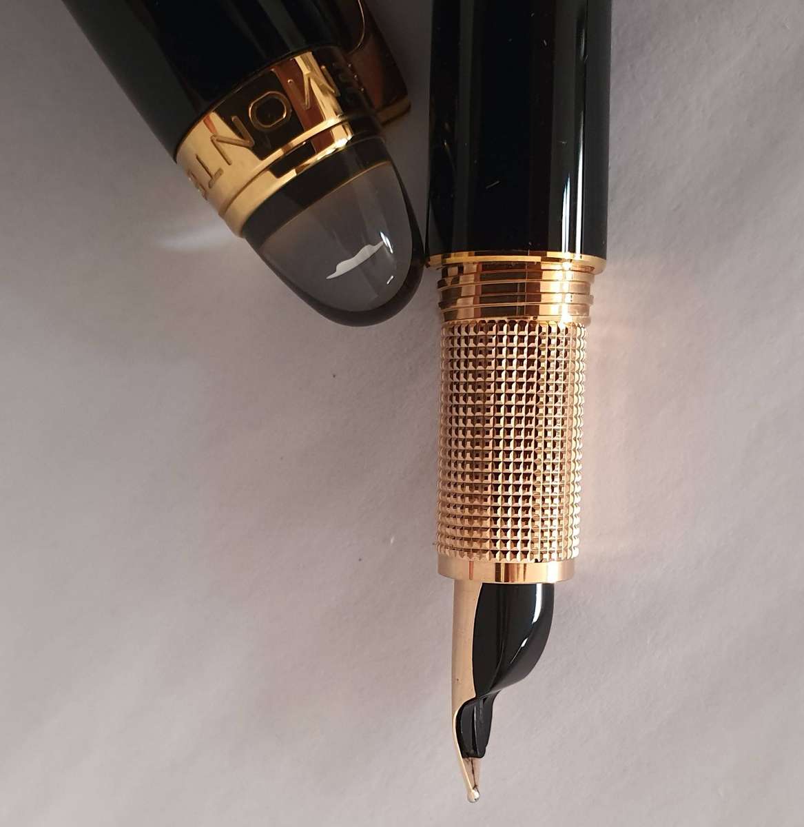Montblanc StarWalker Rose Gold Fountain Pen - Pristine
