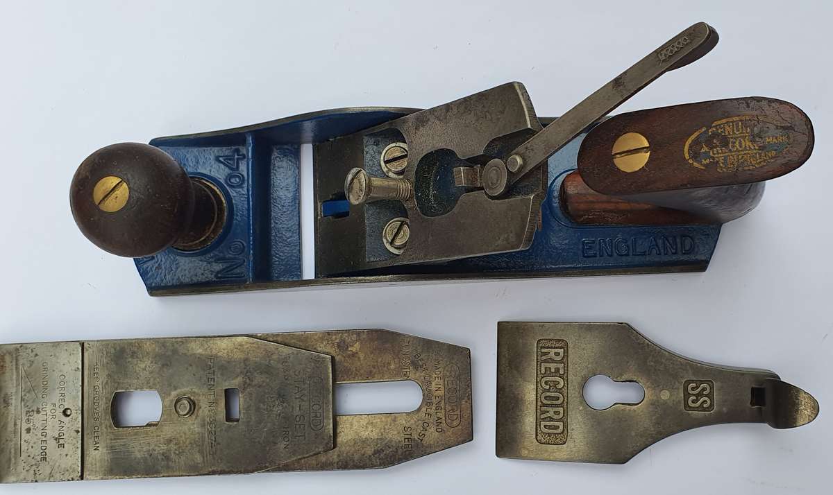 Vintage Record SS No. 4 Smoothing Plane  Made in England: Refurbished & Rare