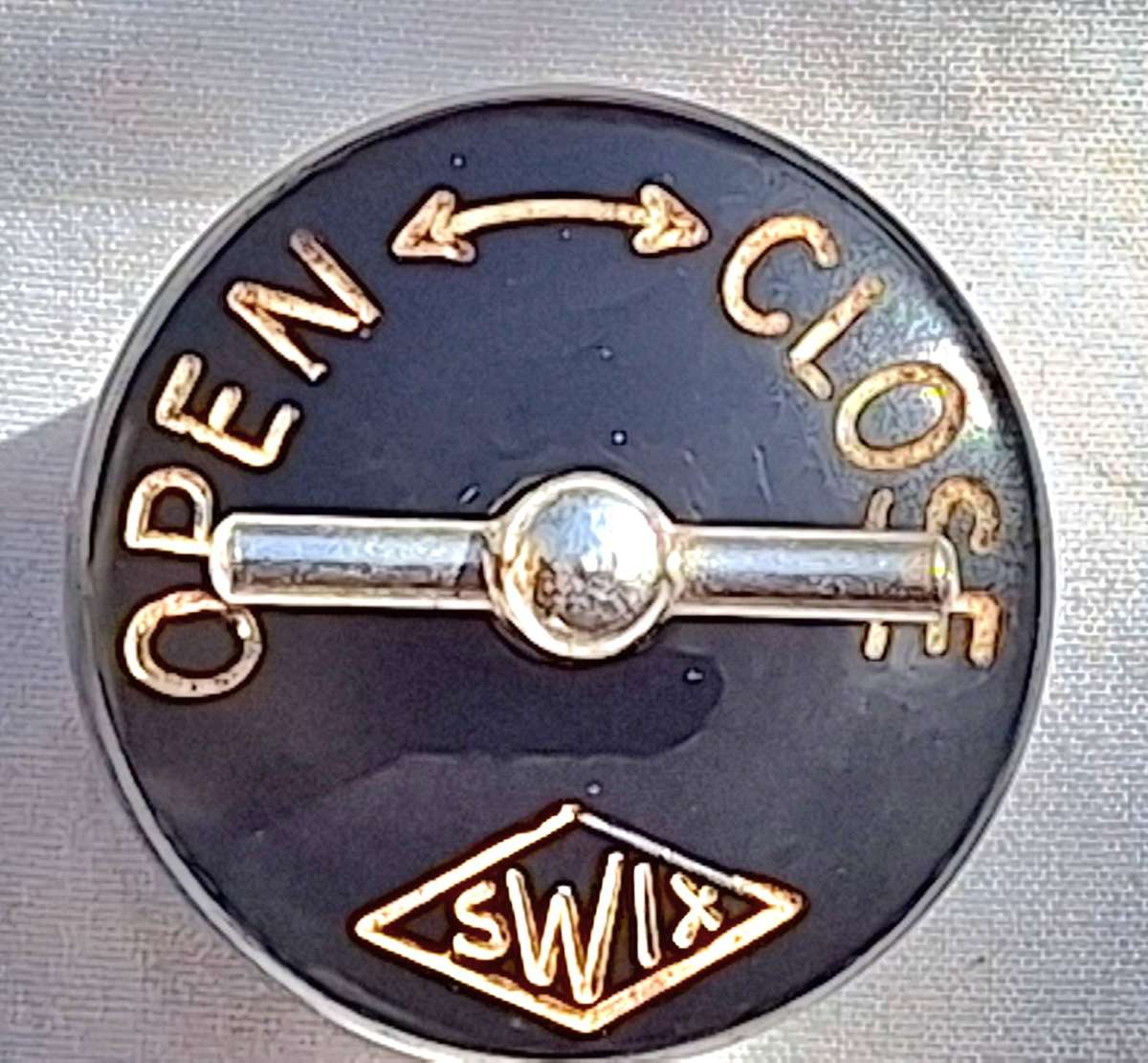 Vintage Swix Bottle Stopper 3.5cm diameter