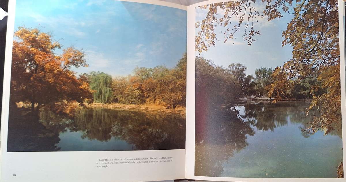Summer Palace First Edition 1981 Hardcover China Propaganda Photo book Album Beijing Chinese City