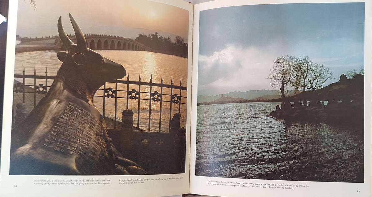 Summer Palace First Edition 1981 Hardcover China Propaganda Photo book Album Beijing Chinese City