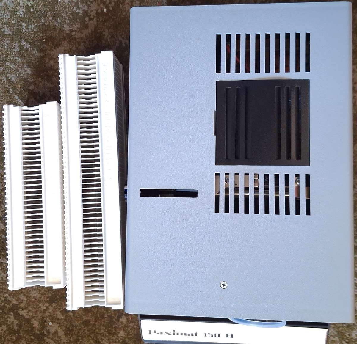 Braun Paximat 150 H Slide Projector in Original Box with 2 Slide Trays (50) and (36)