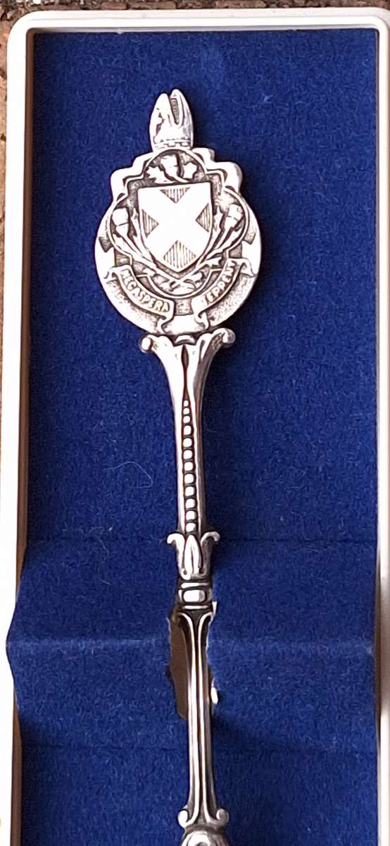 Vintage EPNS Commemorative teaspoon St Andrews College