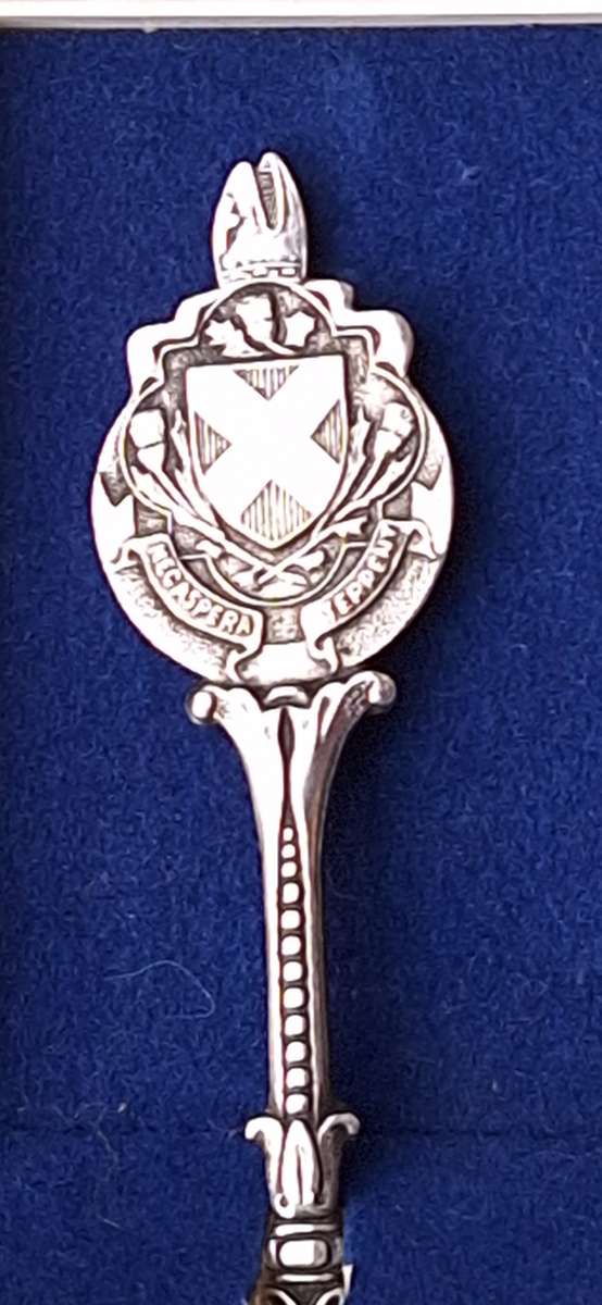 Vintage EPNS Commemorative teaspoon St Andrews College