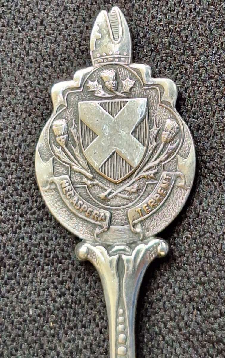 Vintage EPNS Commemorative teaspoon St Andrews College