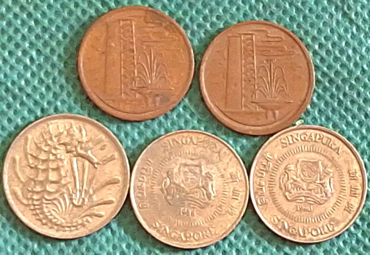 Singapore 1971 and 1973 2 x 1 cent Bronze and 1984, 1986 and 1990 3 x 10 cent Copper-nickel