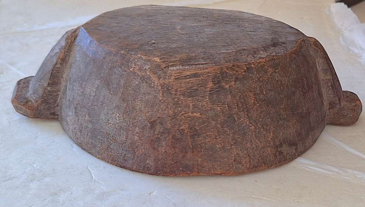 Primitive Handcarved African Wooden Bowl