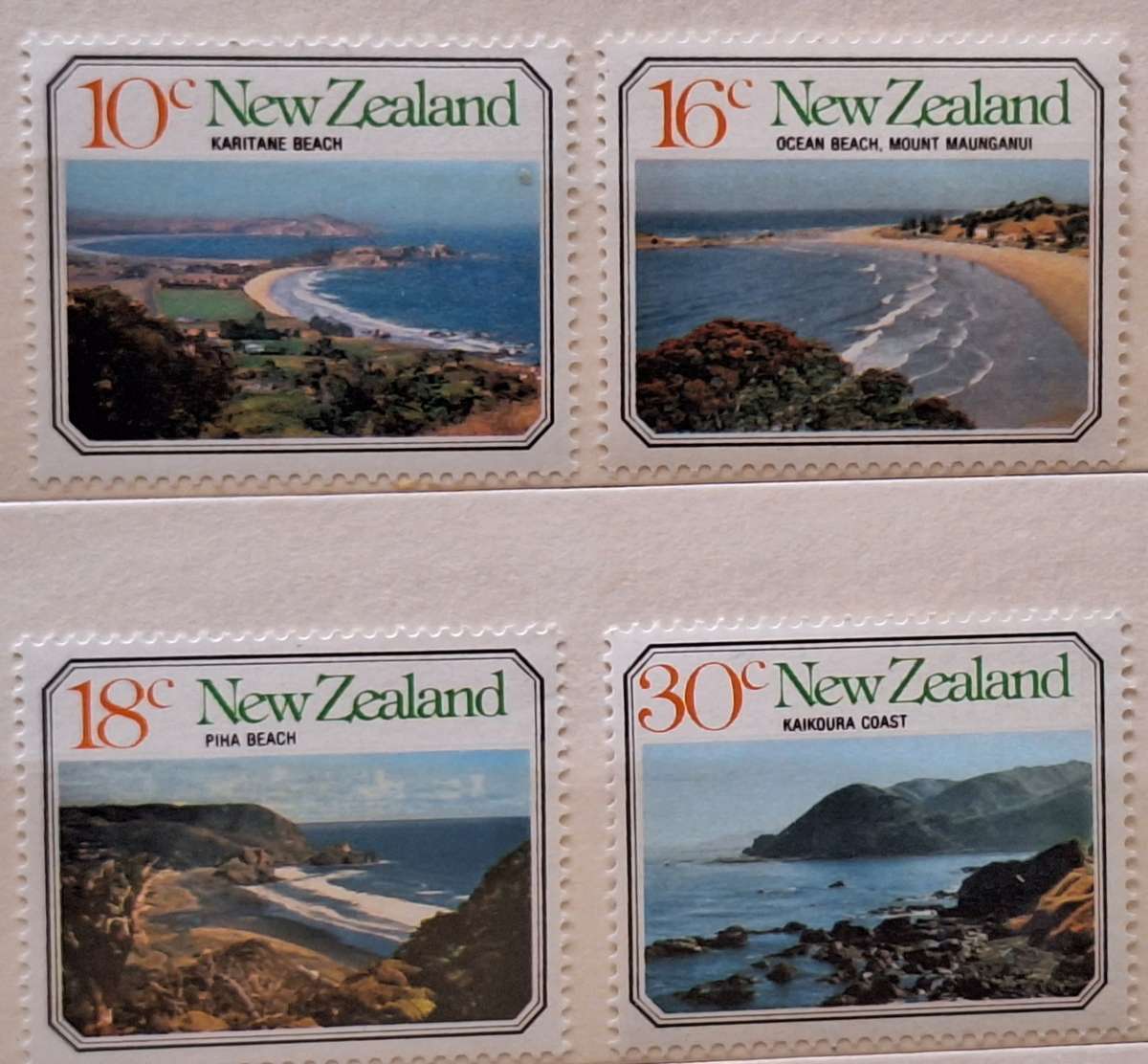 New Zealand 1977 Beach Scenes Set of 4 Mint stamps
