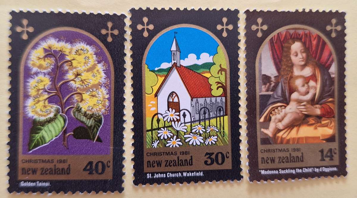 New Zealand 1981 Christmas Set of 3 Unused Hinged stamps