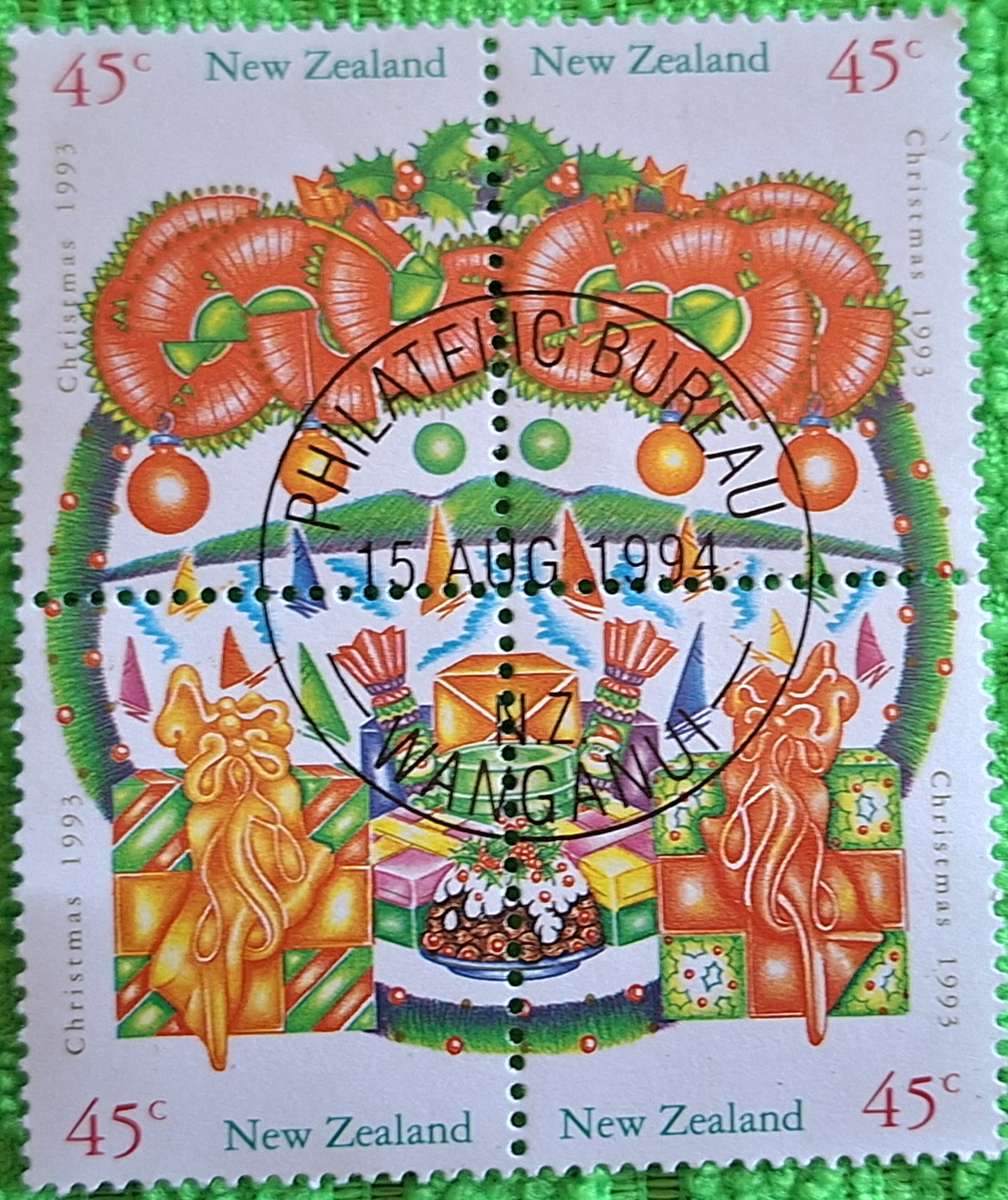 New Zealand 1993 Christmas Joined Block of 4 Cancelled stamps