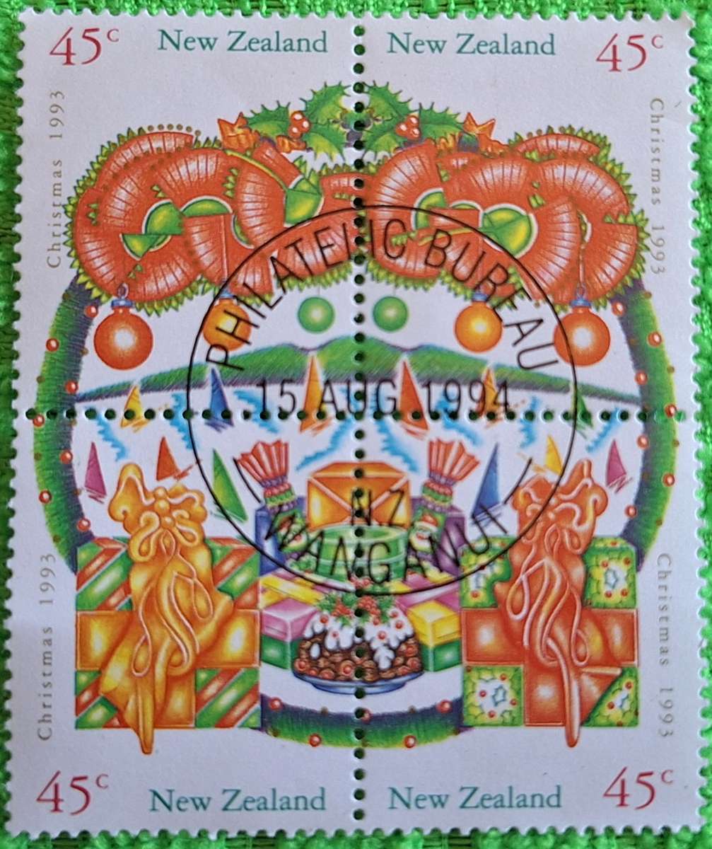 New Zealand 1993 Christmas Joined Block of 4 Cancelled stamps