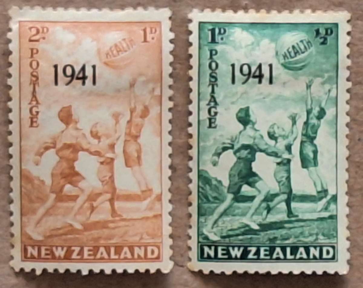 New Zealand 1941 Set of 2 Health Issue Overprint Unused Hinged stamps