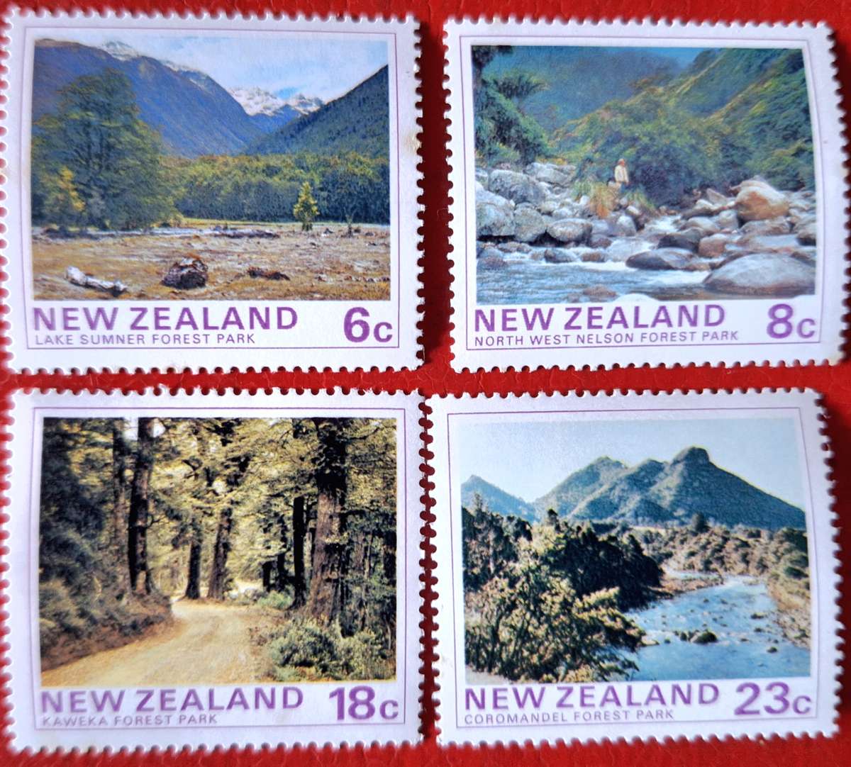 New Zealand 1975 Forest Parks Set of 4 Unused Hinged stamps