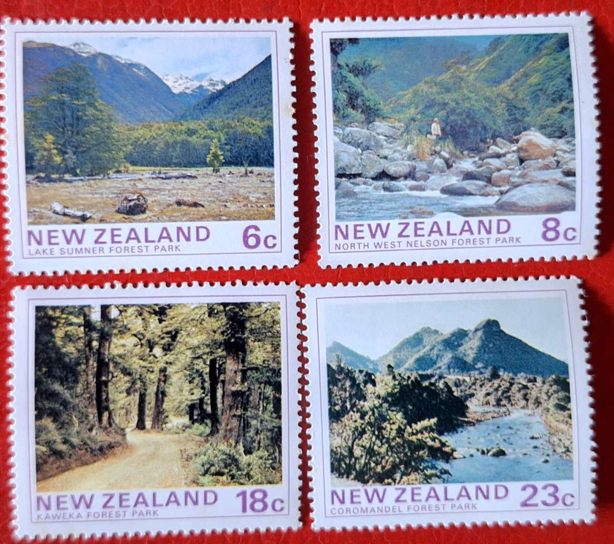 New Zealand 1975 Forest Parks Set of 4 Unused Hinged stamps