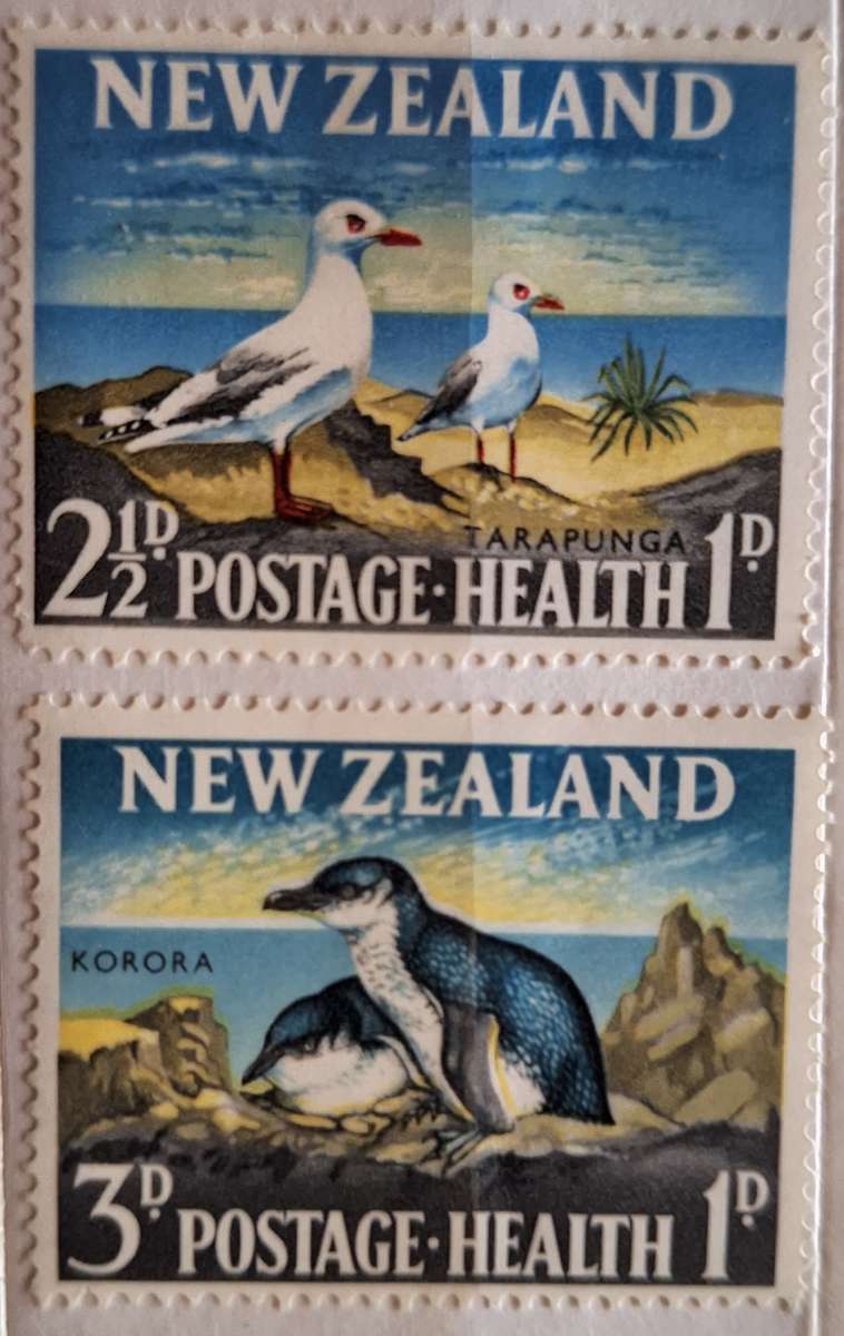New Zealand 1964 Health Issue Birds Set of 2 Mint stamps