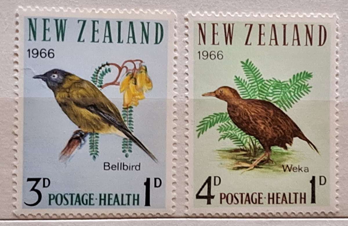 New Zealand 1966 Health Issue Birds Set of 2 Mint stamps