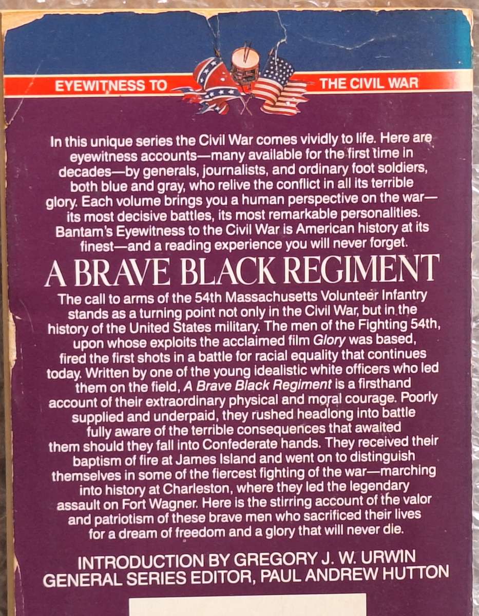 A Brave Black Regiment by Luis F Emilio Paperback