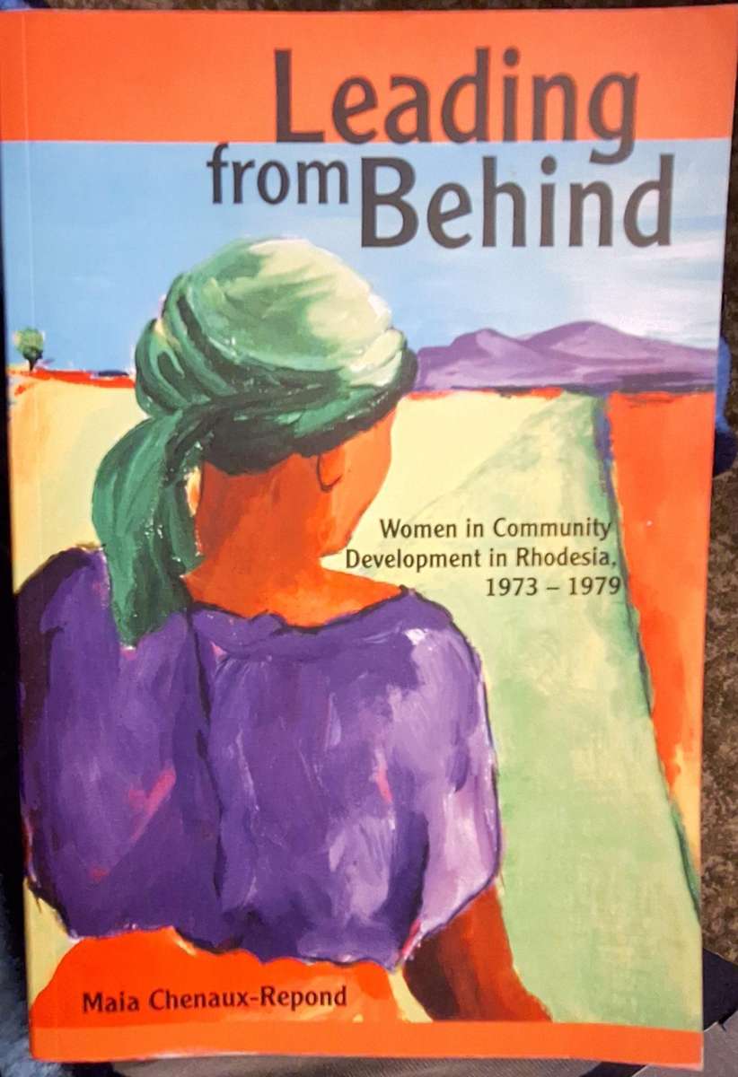 Leading from Behind by Maia Chenaux-Repond Paperback SIGNED