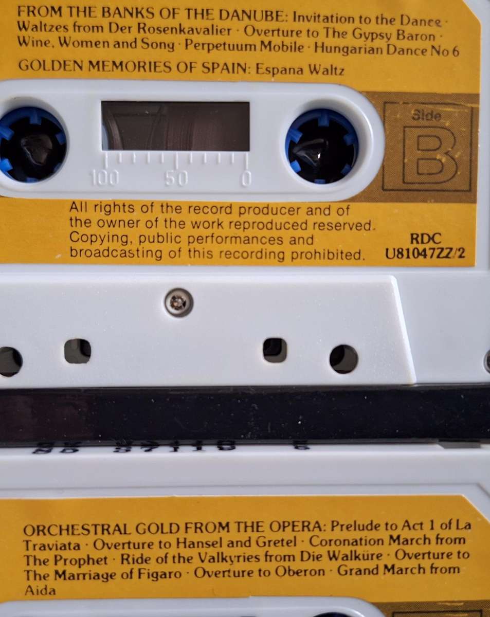 Light Classical Gold 4 Cassettes