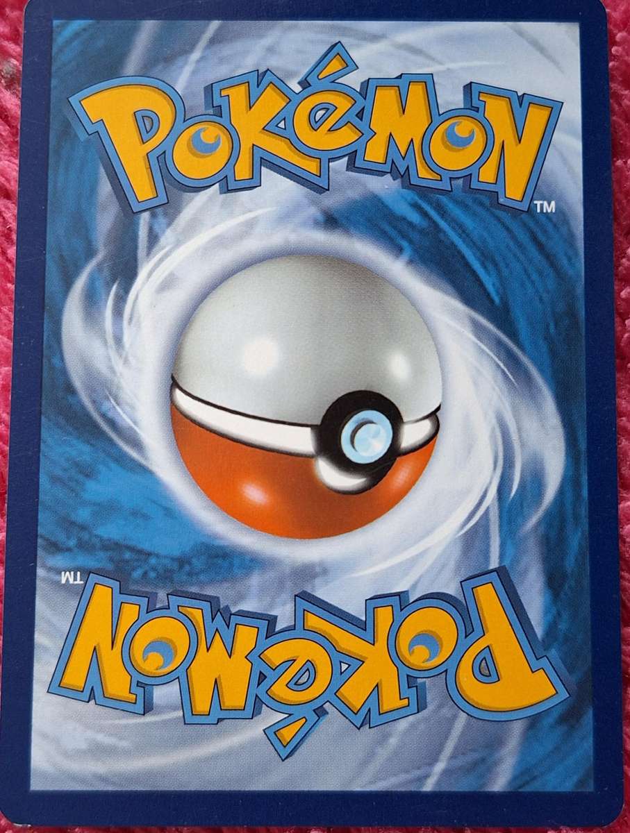 Pokemon 2021 Shining Fates 059/072 Gym Trainer