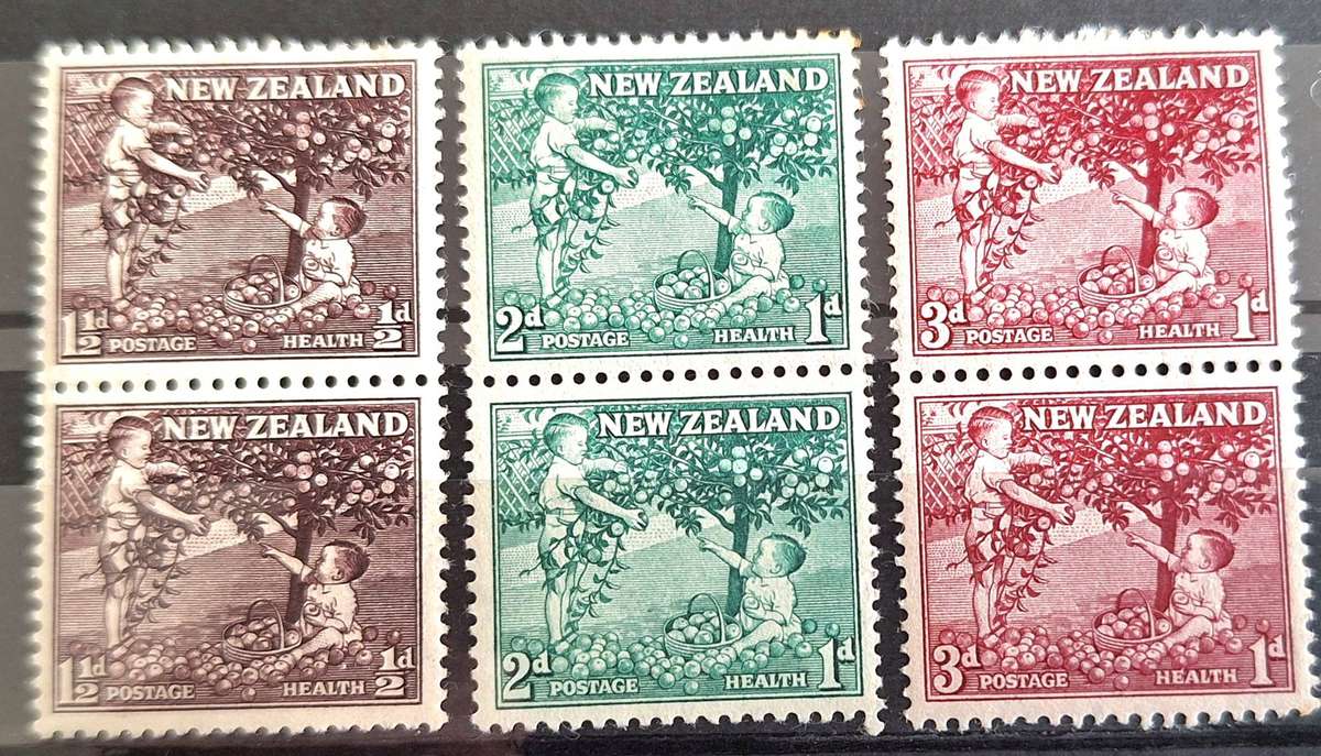 New Zealand 1956 Health Issue Set of 2 Unused Hinged stamps in pairs