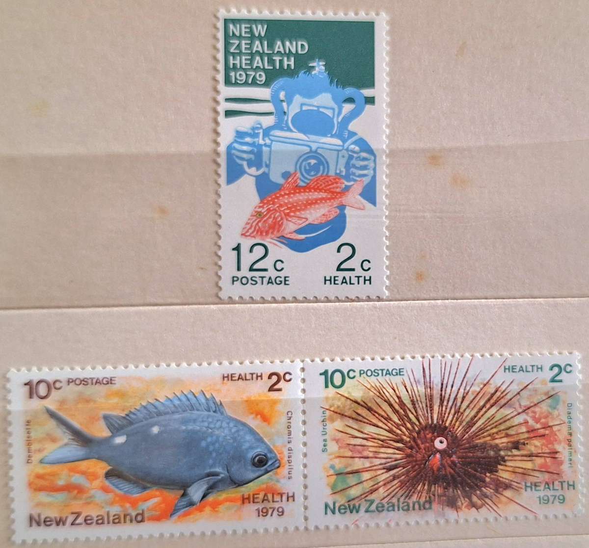 New Zealand 1979 Health Issue Set of 3 Mint Joined Pair and Single stamp