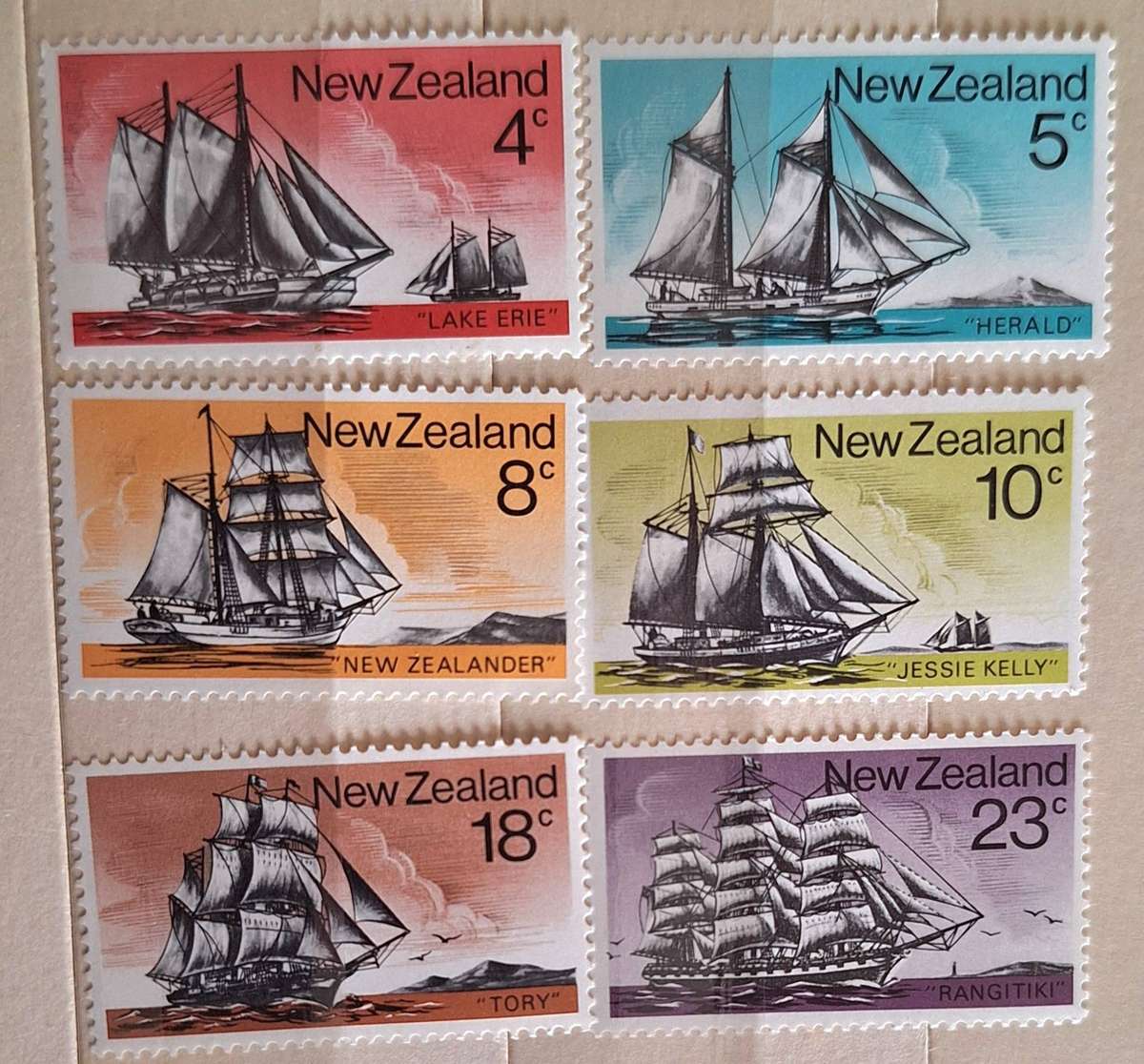 New Zealand 1975 Sailing Ships Set of 6 Mint stamps