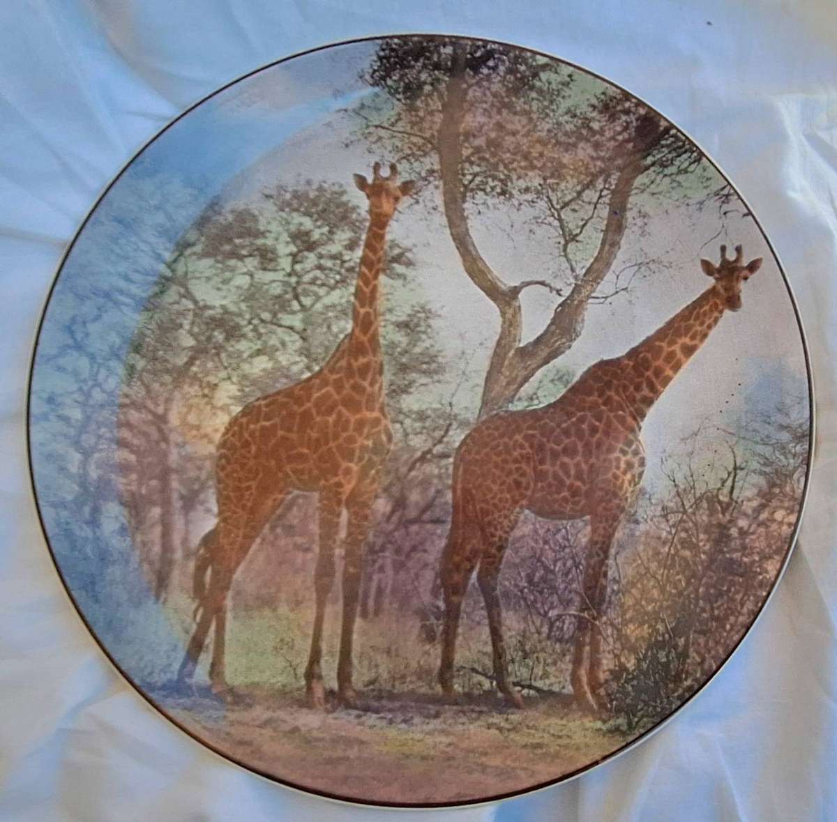 Royal Doulton ''African Series Giraffes African Game Reserve" D 6482 26.5cm Wall Plate