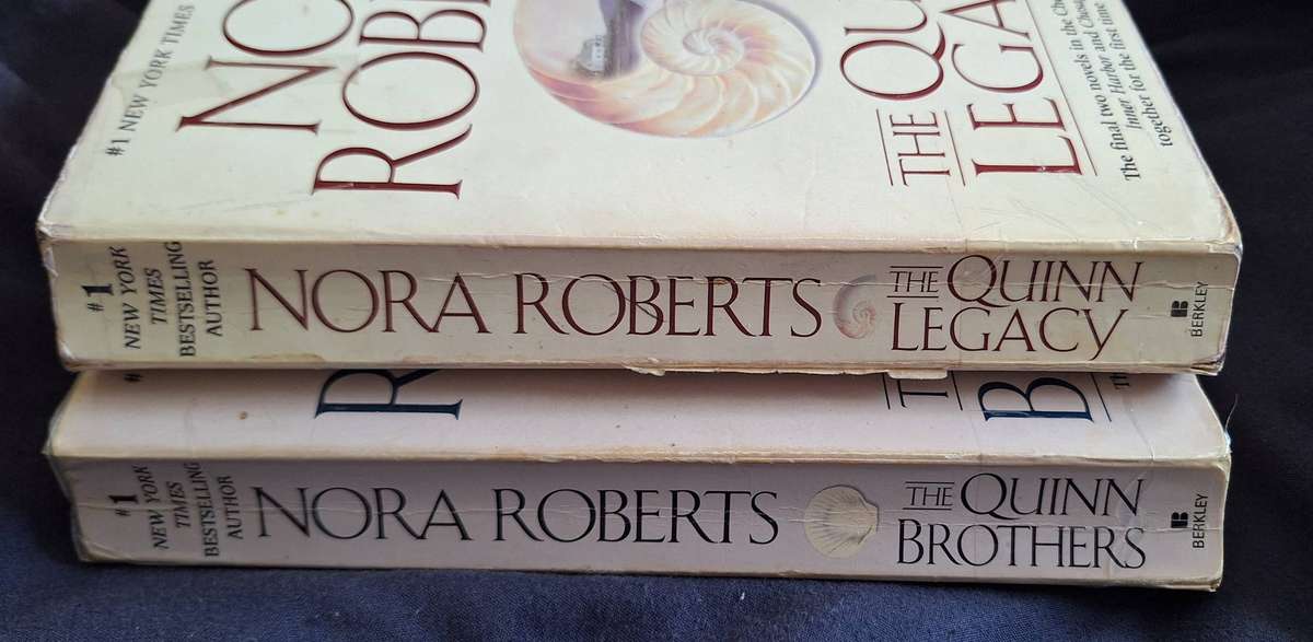 The Quinn Brothers / The Quinn Legacy by Nora Roberts Paperback