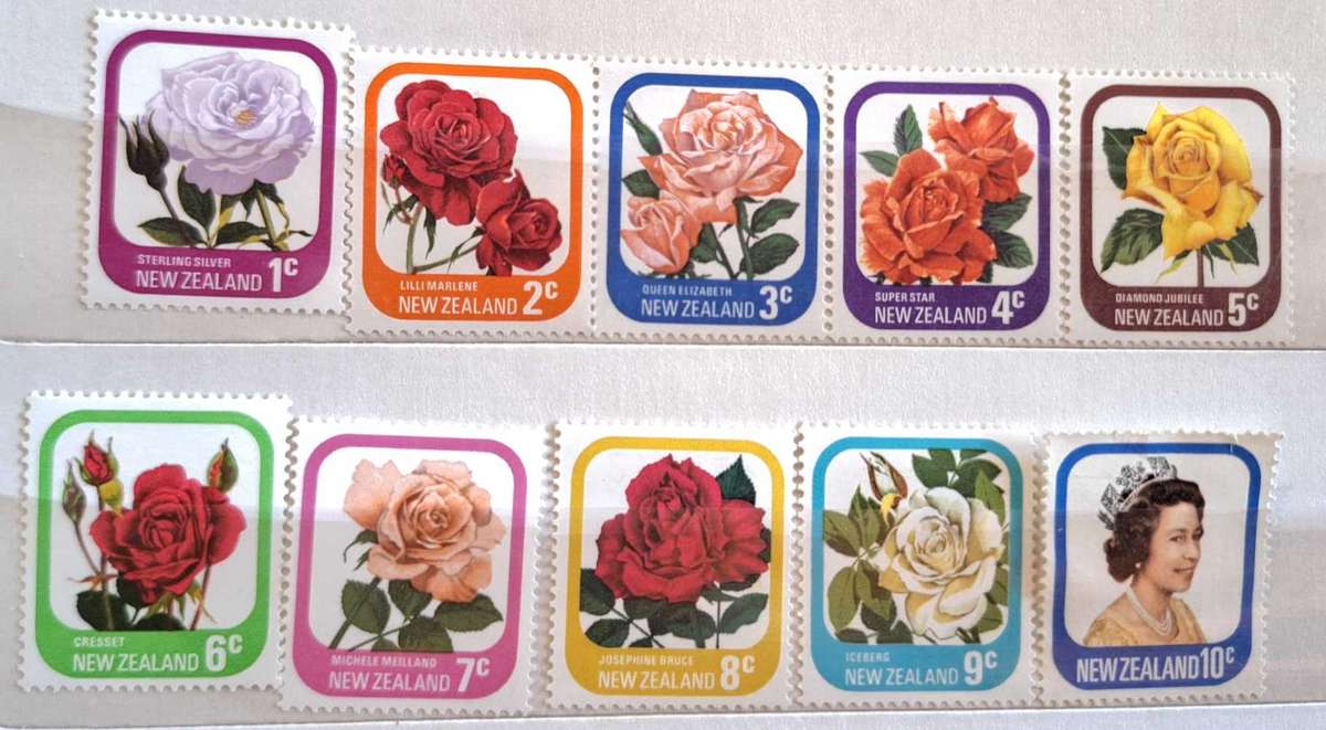 New Zealand 1975 Definitives 10 Unused Hinged stamps