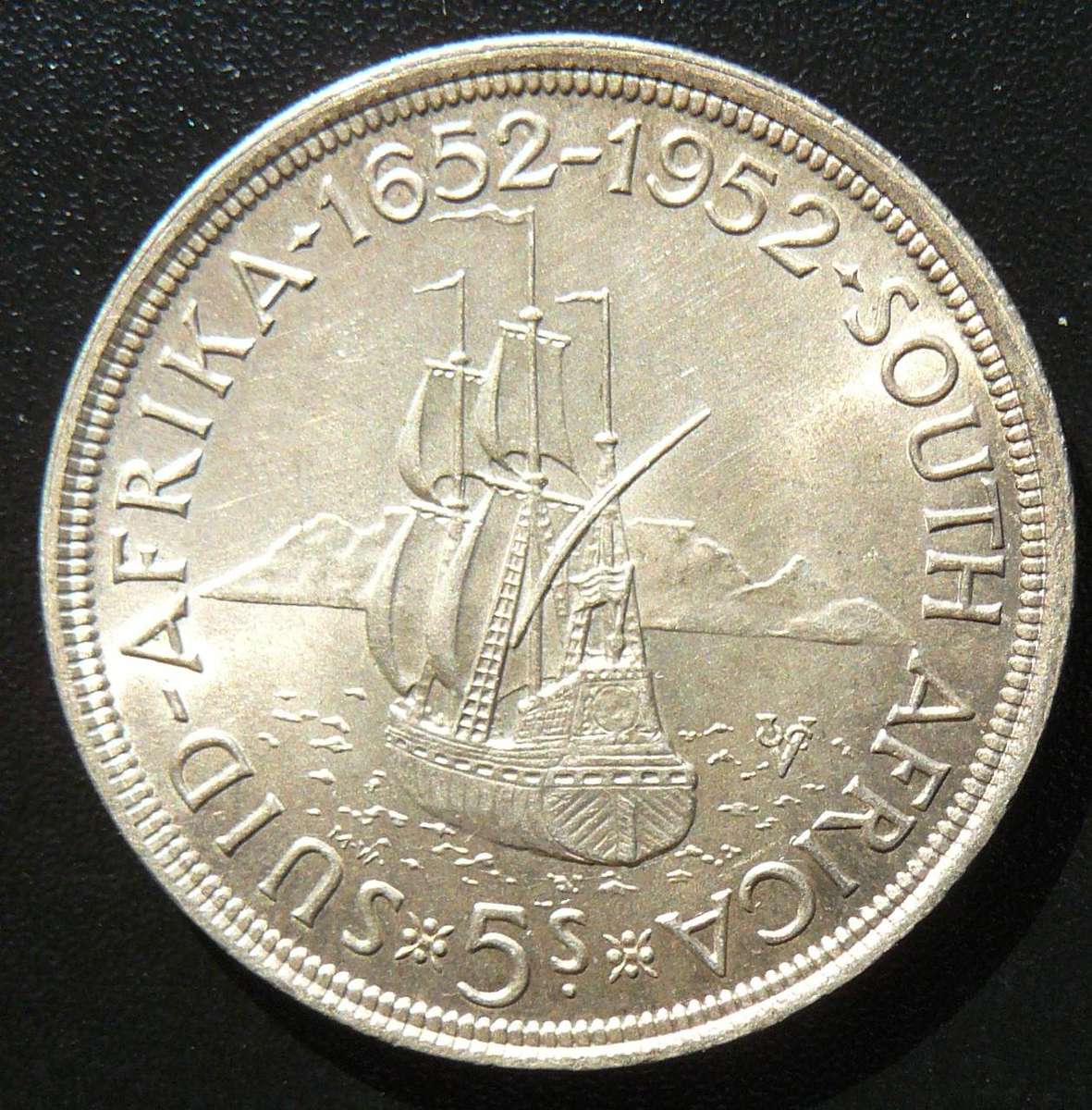 1952 5 SHILLING CONDITION AS PER IMAGE