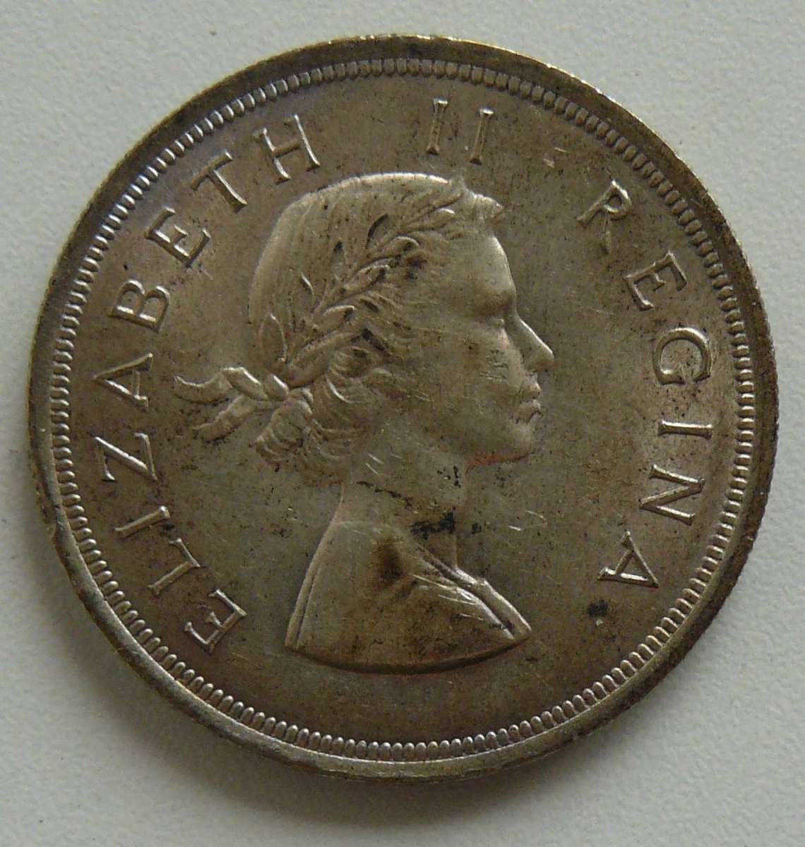 1953 5 SHILLING CONDITION AS PER PHOTO .5 SILVER