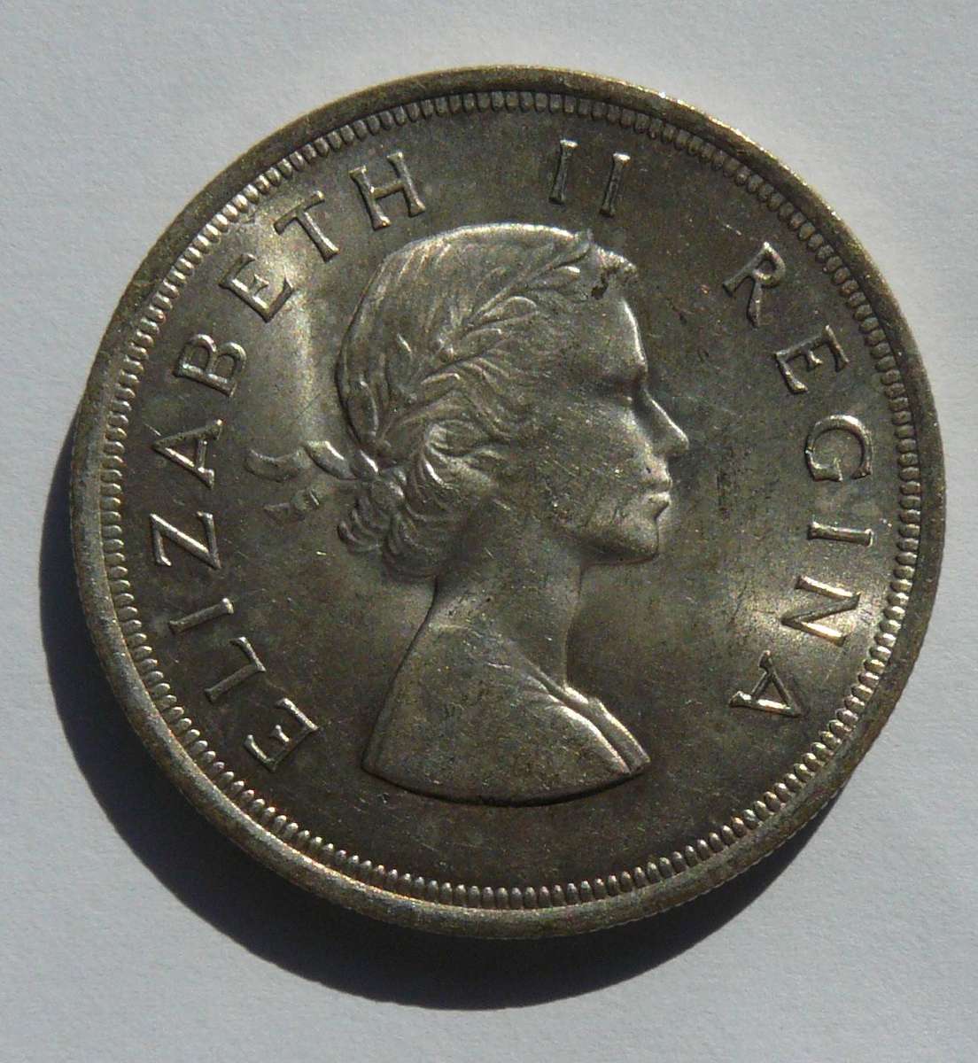 1953 5 SHILLING CONDITION AS PER PHOTO .5 SILVER