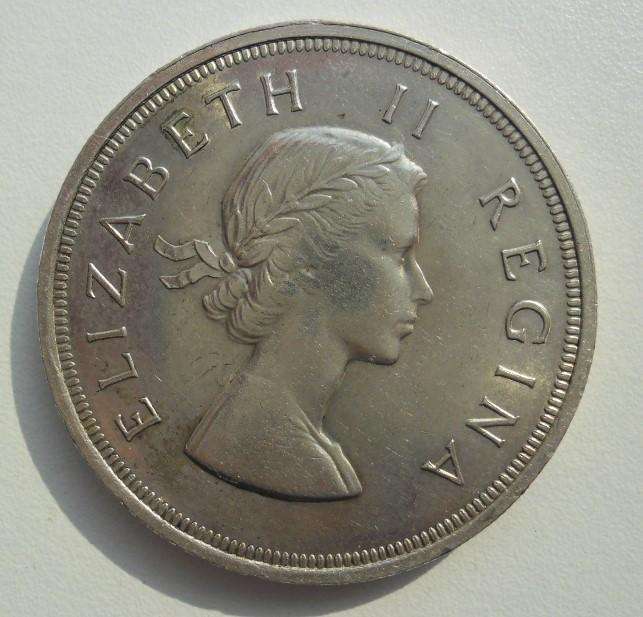 1956 5 SHILLING IN CIRCULATED CONDITION