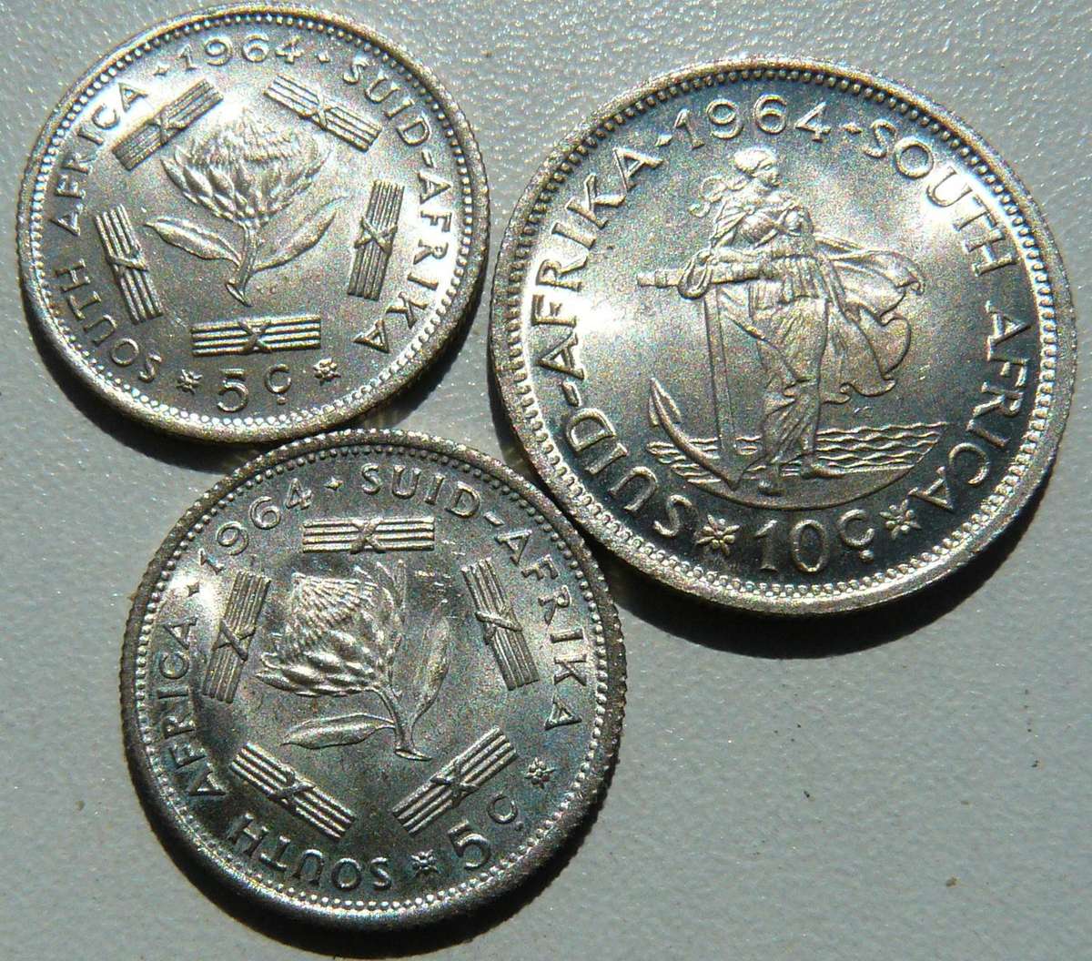 1964 50% SILVER 10CENT PLUS 2 X 5CENT ALL FOR ONE BID